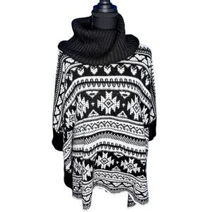Womens Black White Fair Isle Cowl Neck Knit Poncho Sweater XS/S Aztec Soft Boho